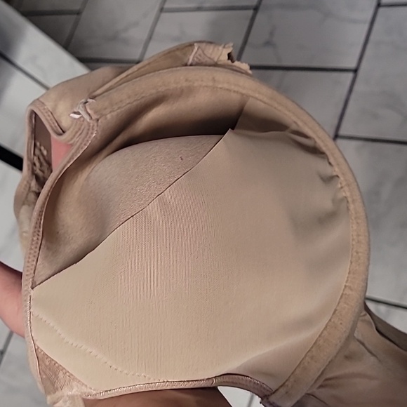 Wacoal benefits contour lace bra - Picture 6 of 7